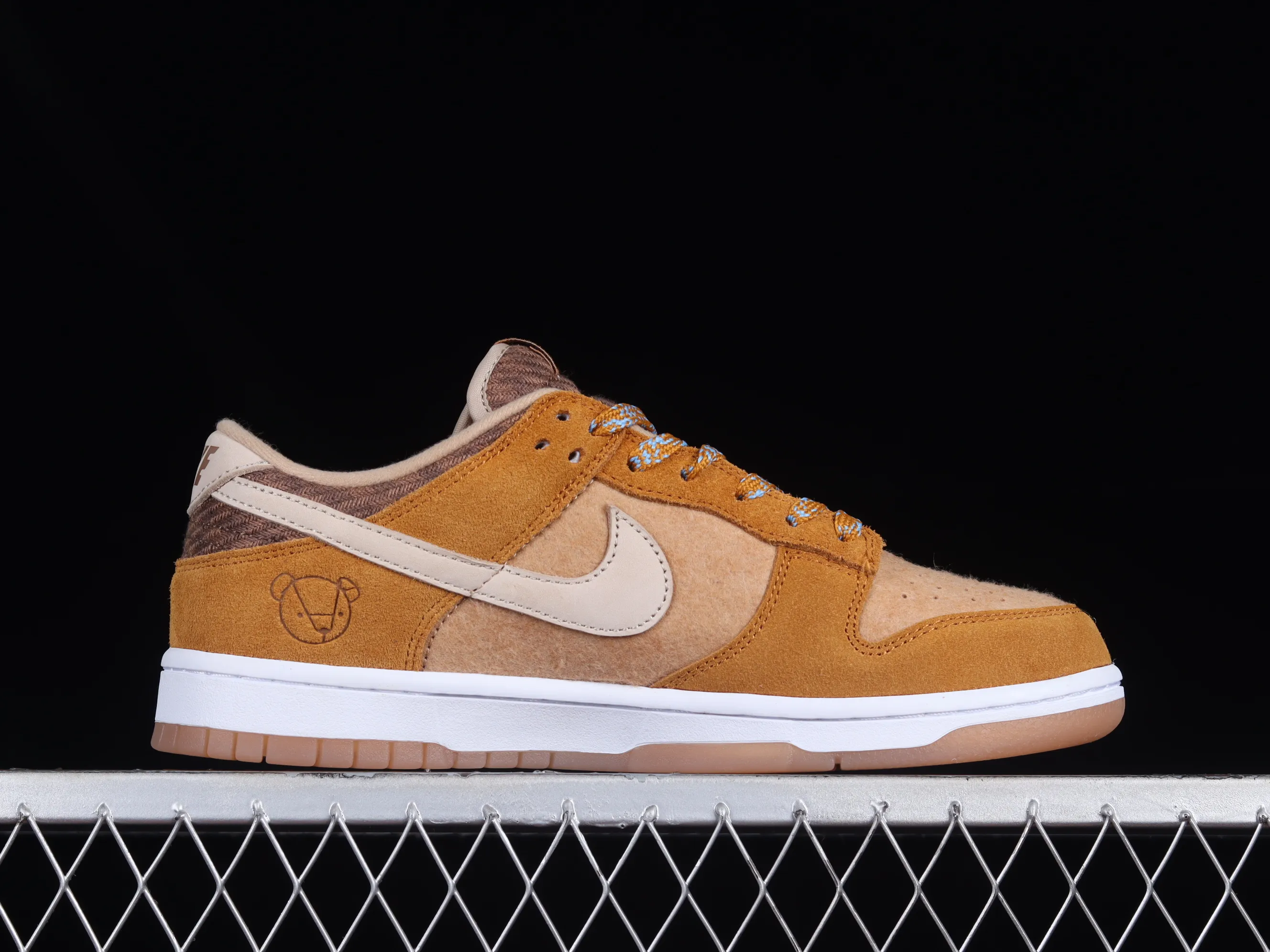 All categories Nk SB Dunk series Nk SB Dunk Low low-top sneakers Nk Dunk Low Xiongxiong joint name wheat color SB low-top sports and leisure sneakers DZ5350-288